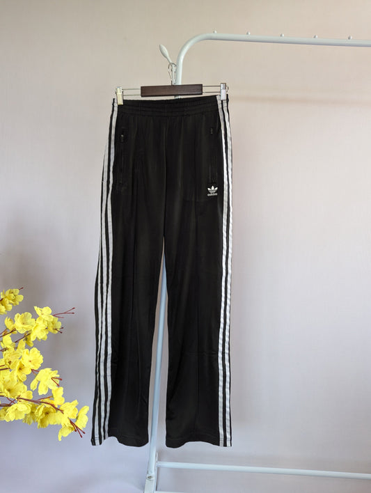 Adidas (26-32) Thrift Heaven