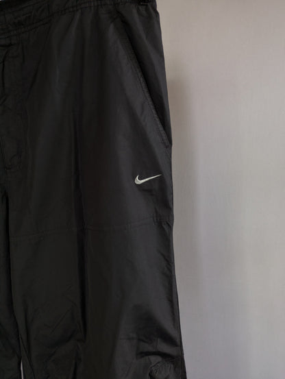 Nike (34-36) Thrift Heaven