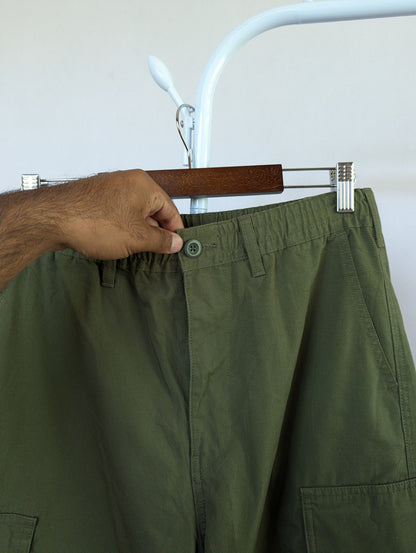 Cargo pant baggy (28-32) Thrift Heaven