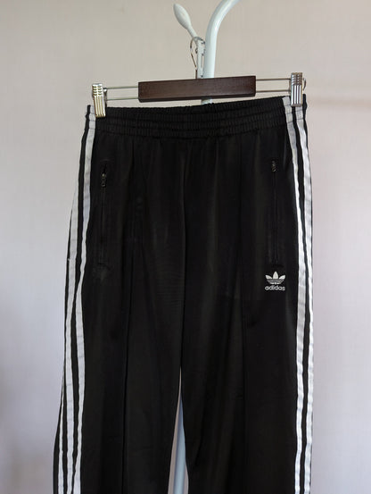 Adidas (26-32) Thrift Heaven