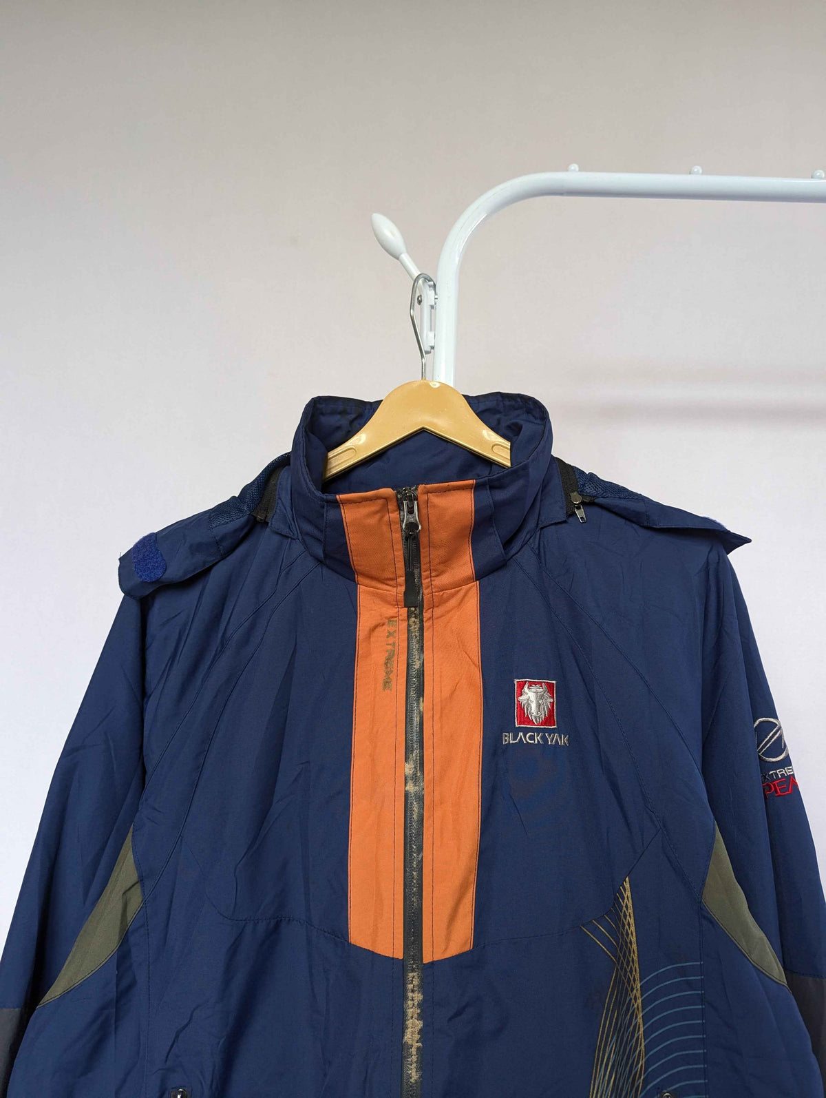 Black Yak-44(Waterproof)