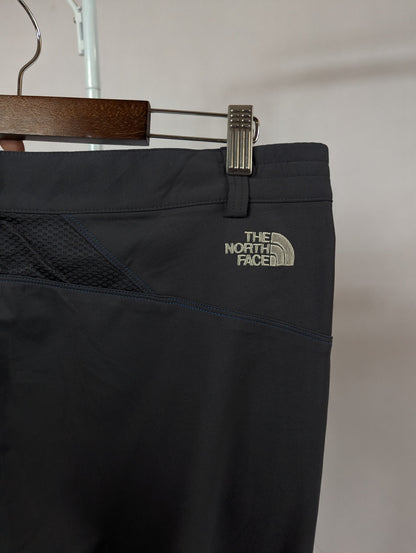 North Face (36-38) Thrift Heaven