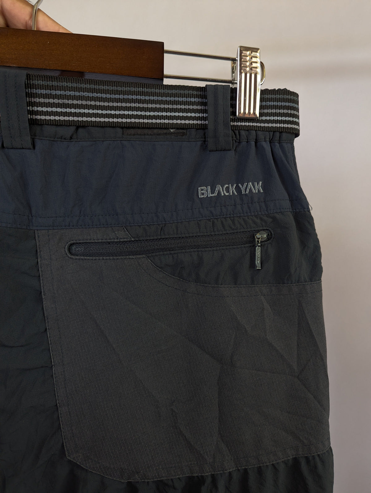 Black Yak(34-36) Thrift Heaven