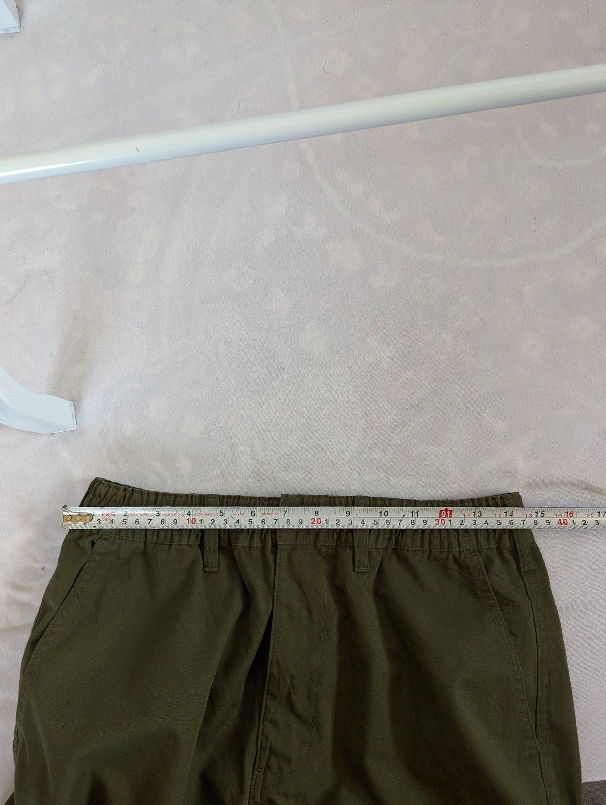Cargo pant baggy (28-32) Thrift Heaven