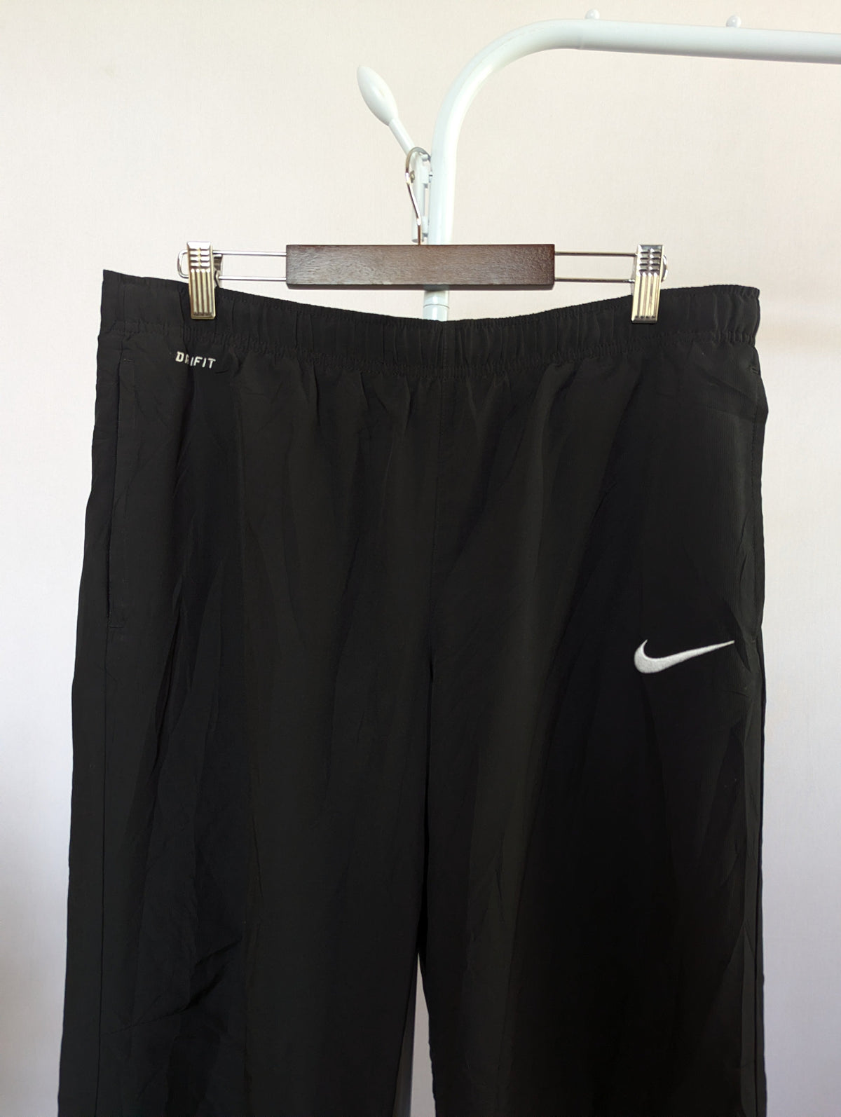 Nike (34-38) Thrift Heaven