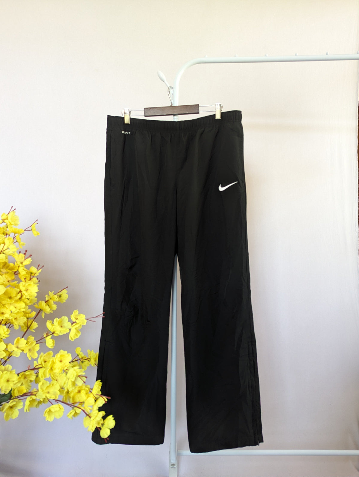 Nike (34-38) Thrift Heaven