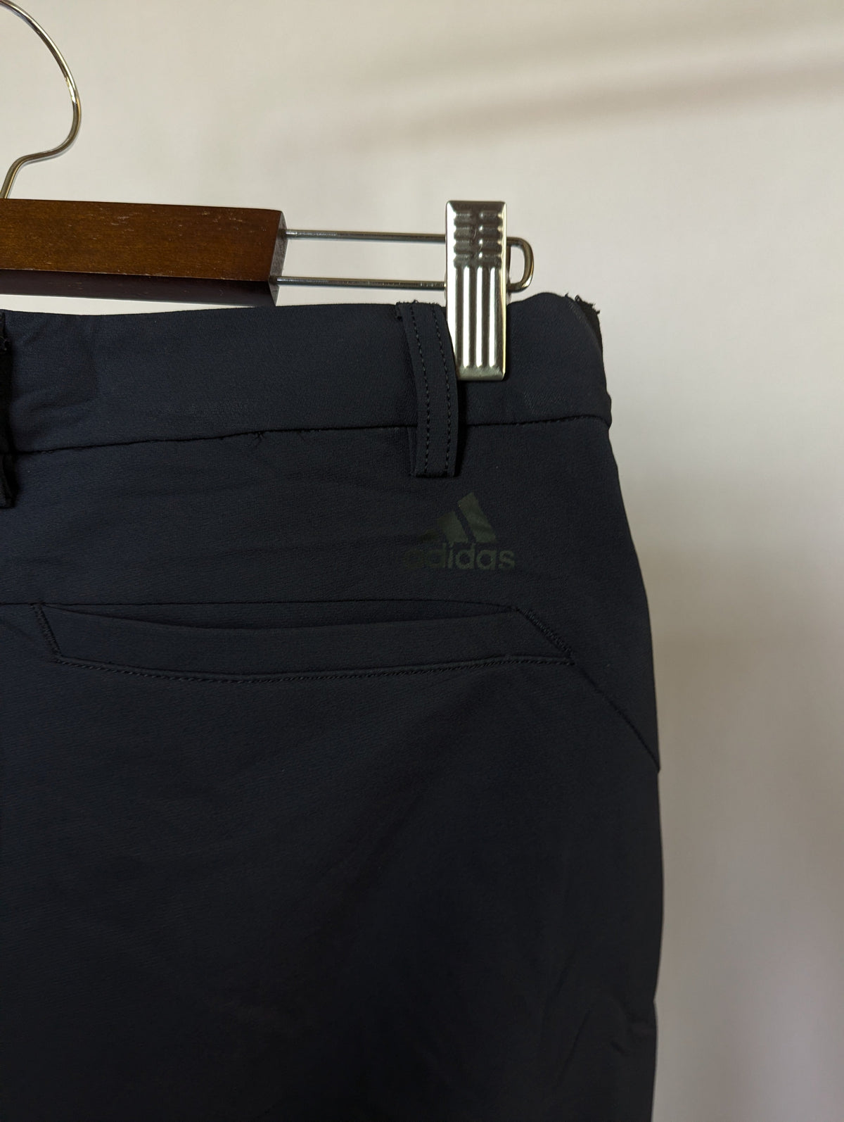 Adidas (30-32)(Stretchable) Thrift Heaven