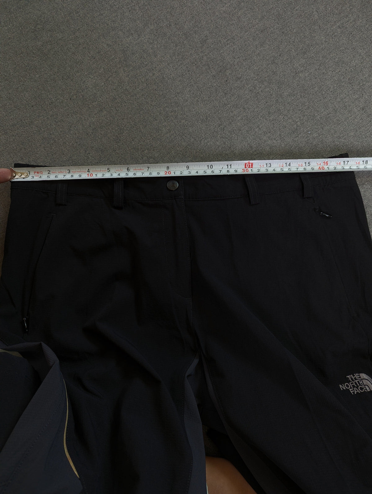 North Face (34-36) Thrift Heaven