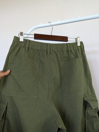 Cargo pant baggy (28-32) Thrift Heaven