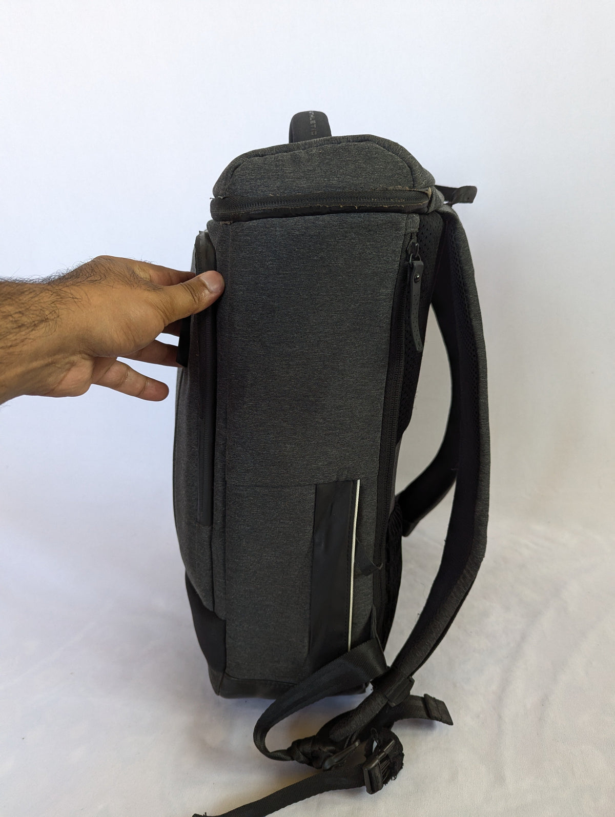 Descente bag Thrift Heaven