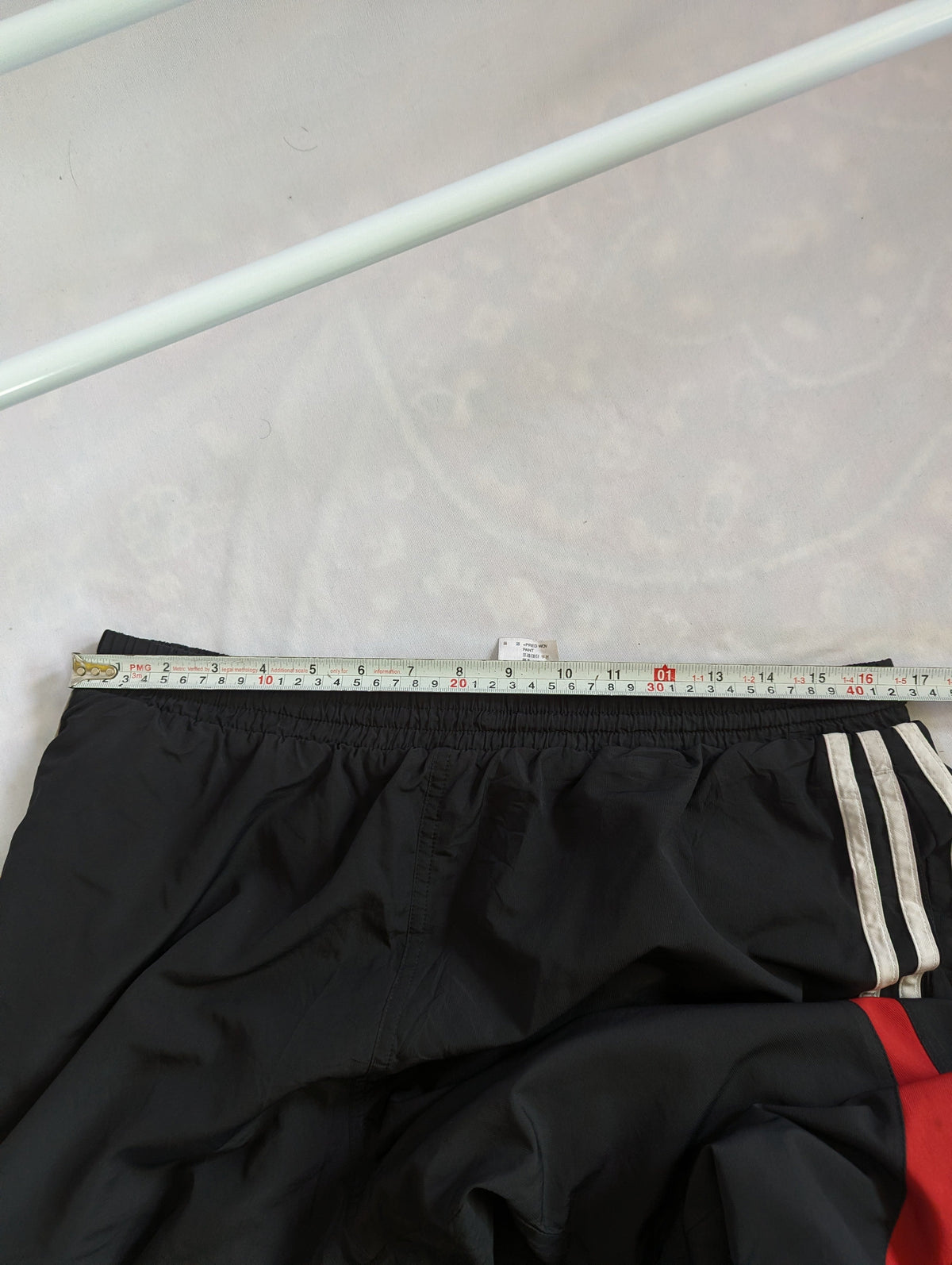 Adidas (34-38) Thrift Heaven