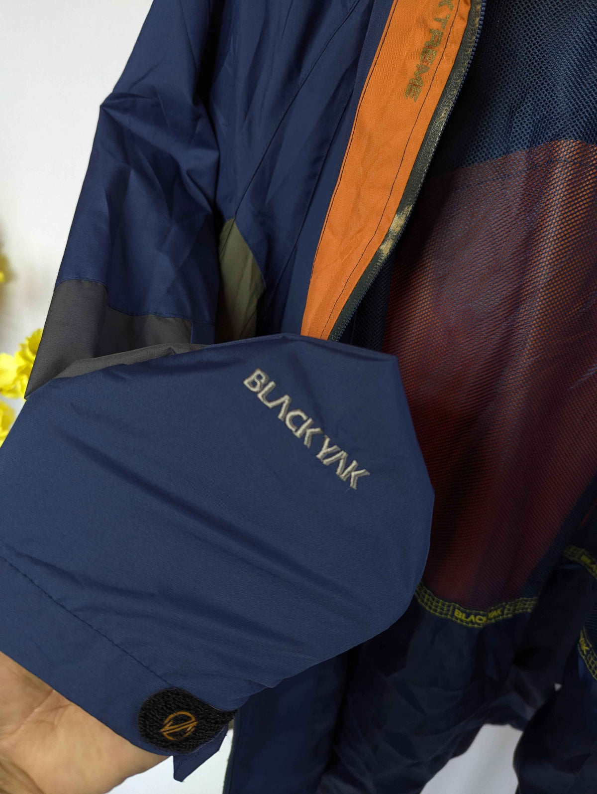 Black Yak-44(Waterproof)